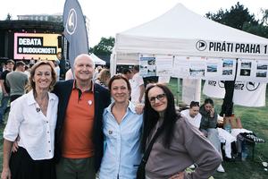 P1_Nikol_Jarka_JR_TR_3_OK
