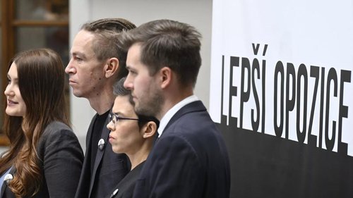 PIRÁTI: NEBUDEME JEN ŘEČNIT U PULTÍKU, DÁL CHCEME ŘEŠIT PROBLÉMY LIDÍ. BUDEME LEPŠÍ OPOZICE